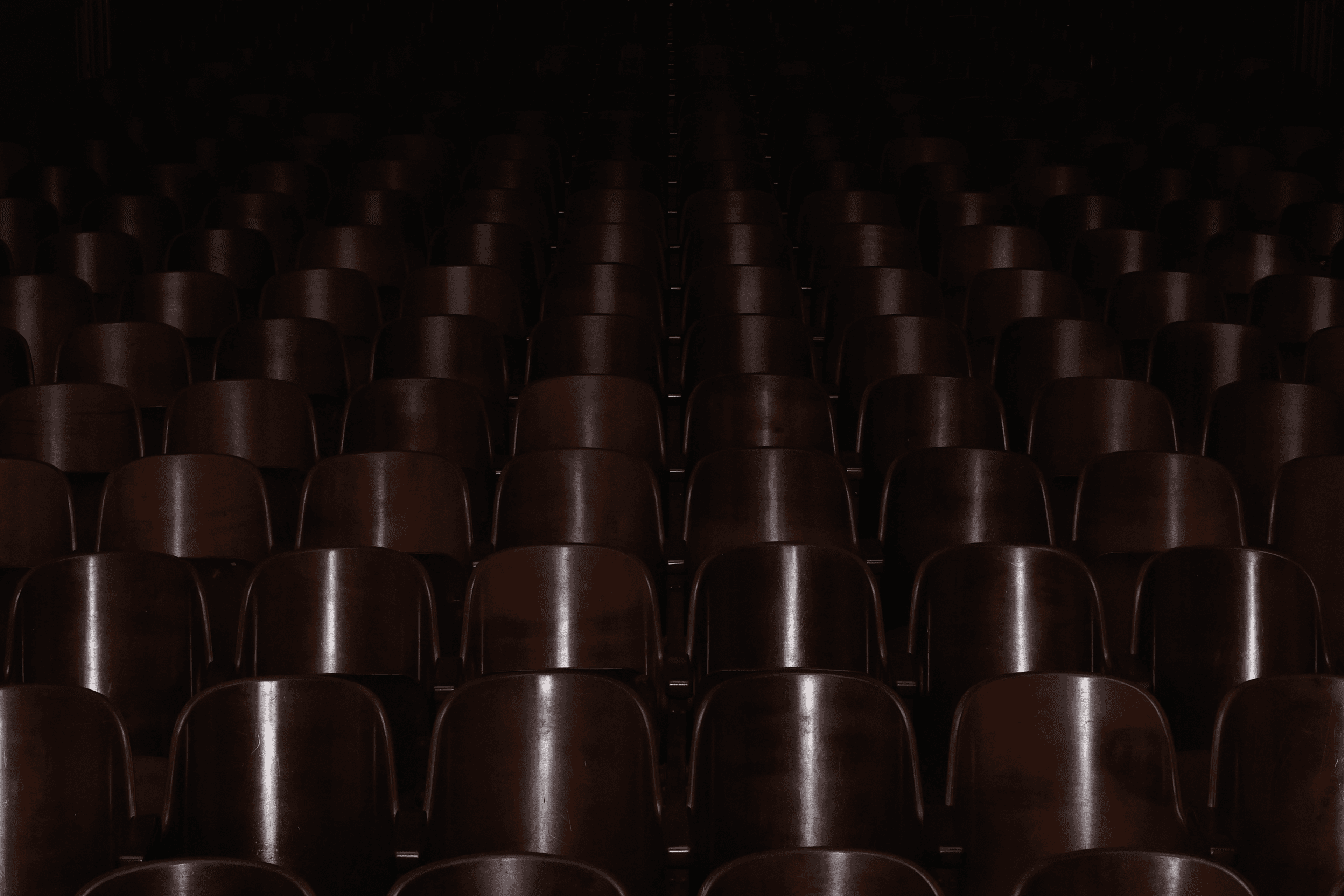 Imagem de um palco vazio
